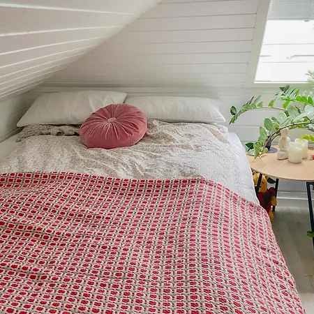 2 Bedroom Amazing In *