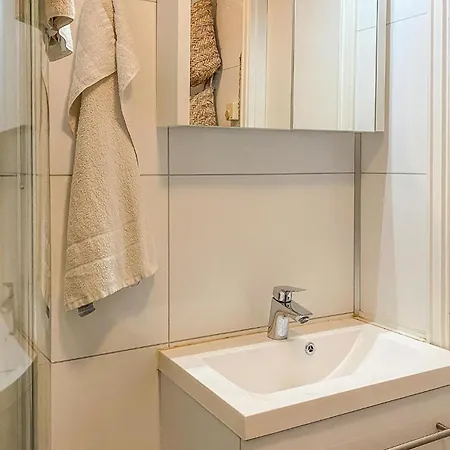 아파트 2 Bedroom Amazing In 올레순